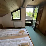 Sara's 3*